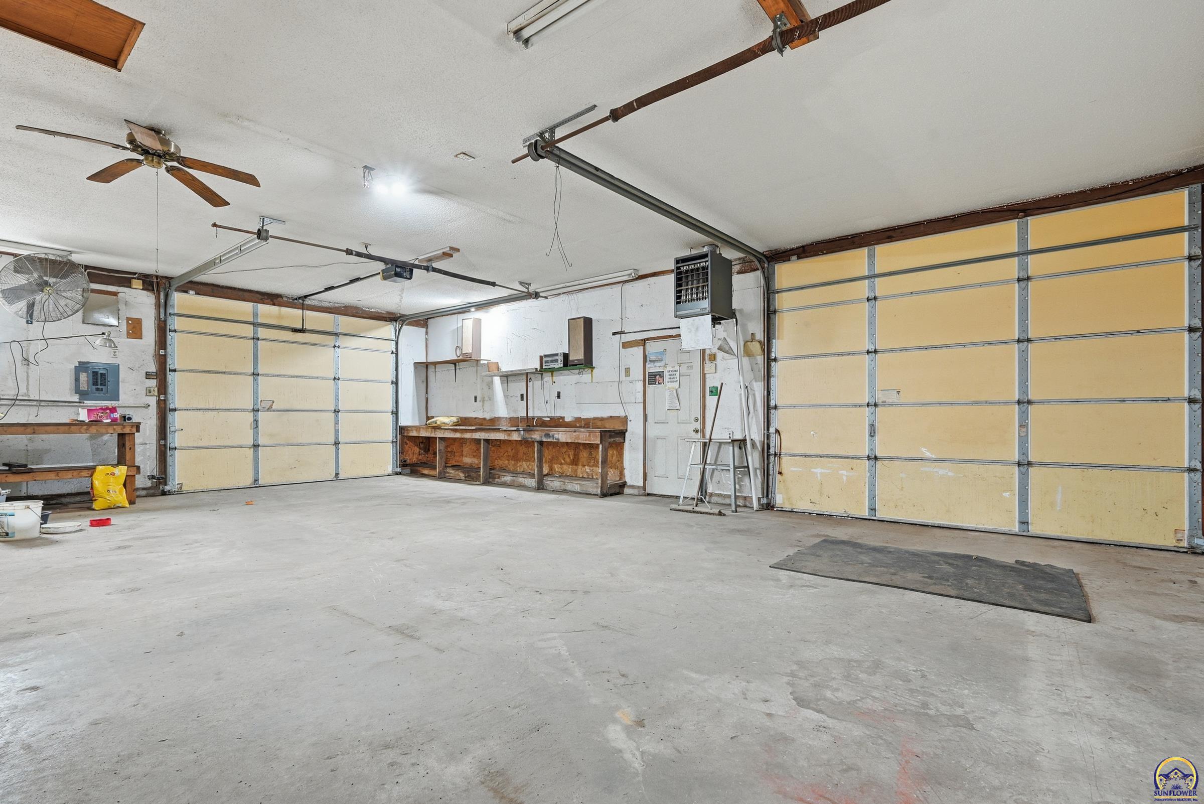 2879 27th Street Topeka, KS 66617 - Photo 23 of 25