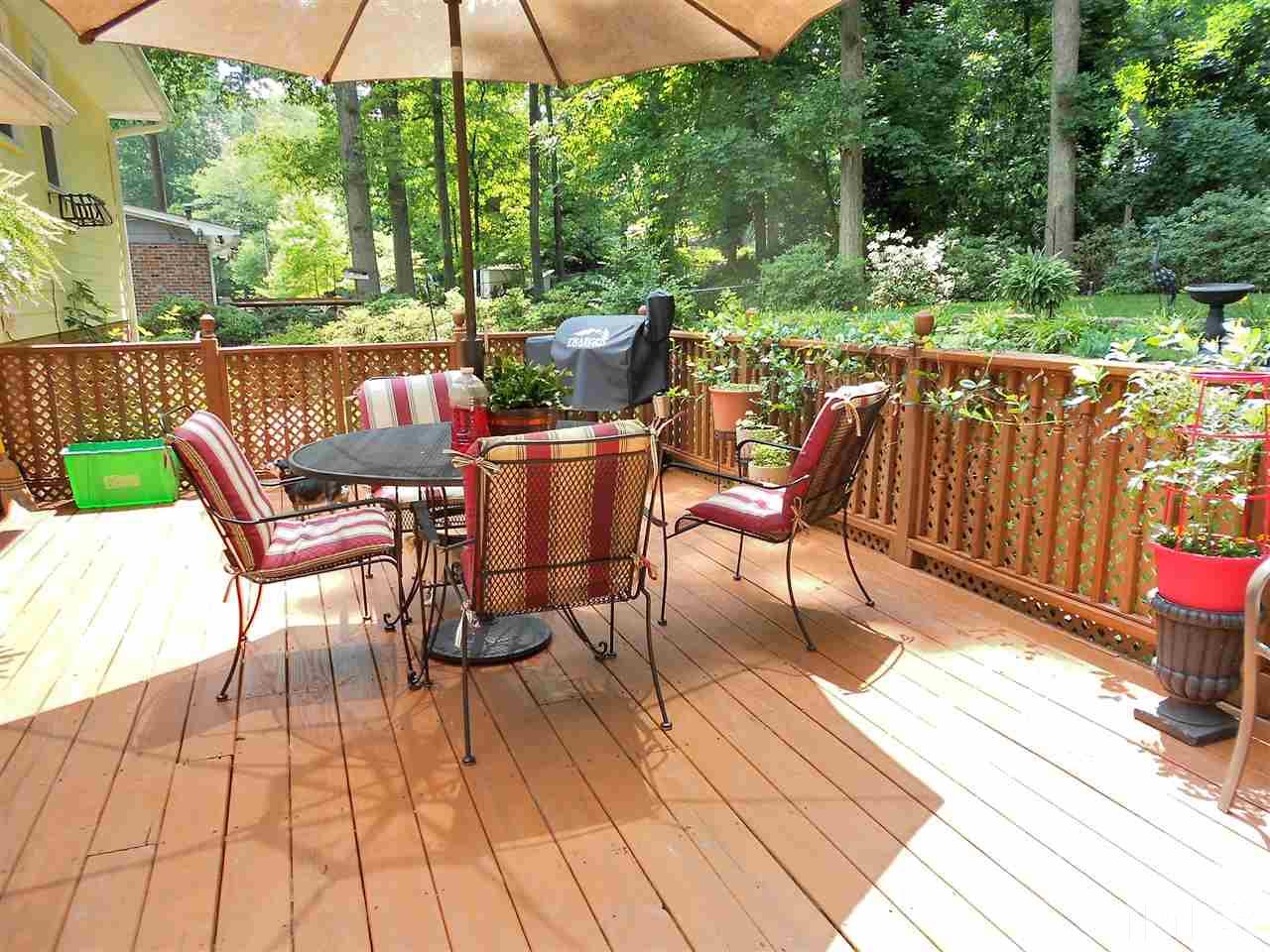 319 Glen Valley Road Raleigh, NC 27609 - Photo 13 of 25 Gallery Image 13