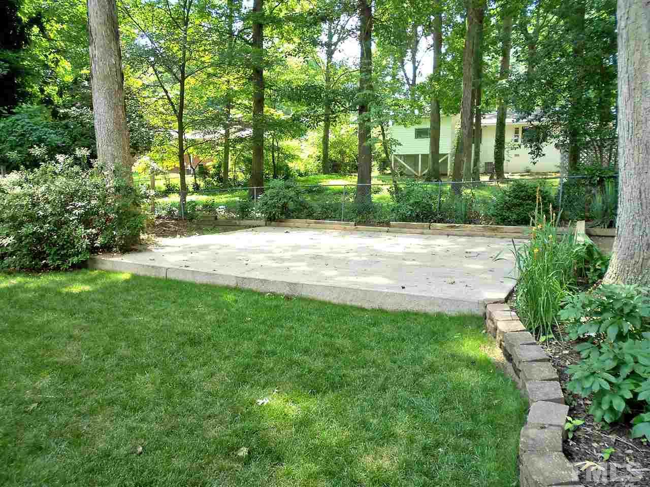 319 Glen Valley Road Raleigh, NC 27609 - Photo 19 of 25 ...is a new basketball goal.