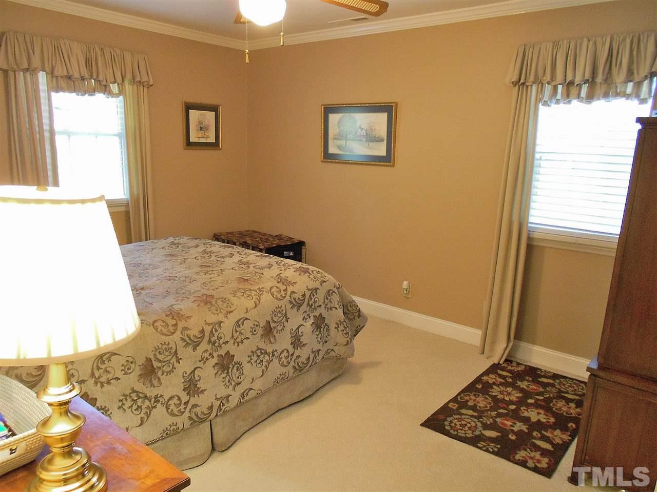 319 Glen Valley Road Raleigh, NC 27609 - Photo 7 of 25 Gallery Image 7