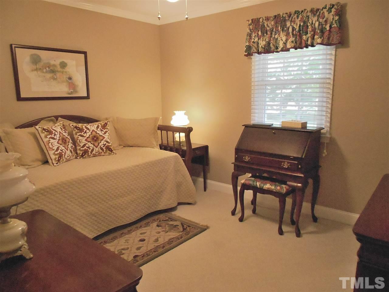 319 Glen Valley Road Raleigh, NC 27609 - Photo 9 of 25 Gallery Image 9
