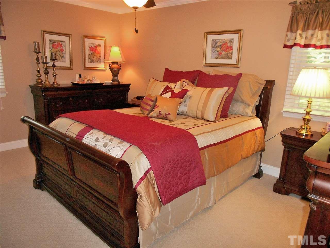 319 Glen Valley Road Raleigh, NC 27609 - Photo 10 of 25 Gallery Image 10