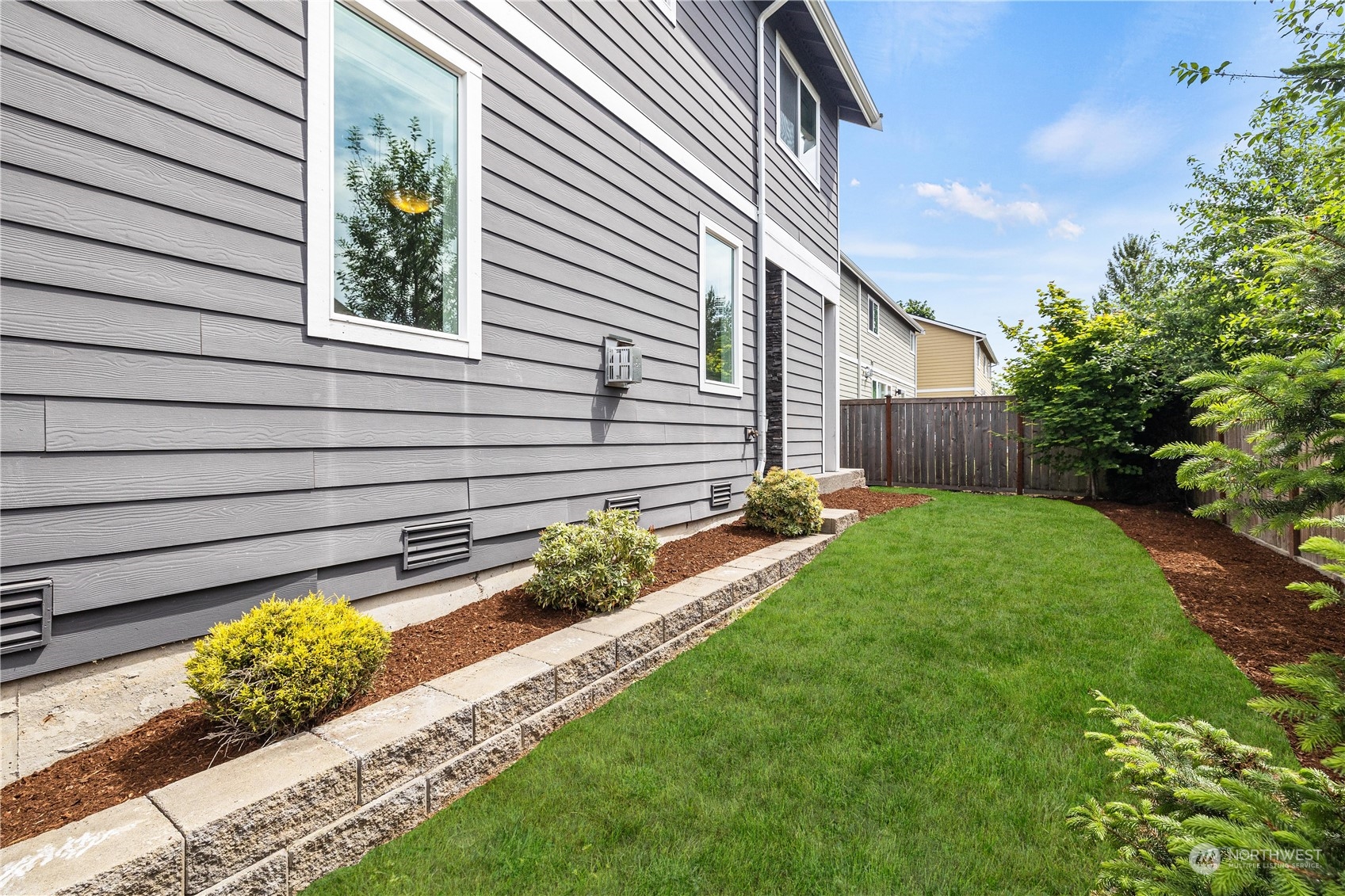 5764 Northeast 7th Court Renton, WA 98059 - Photo 34 of 40 a garden view with a backyard space