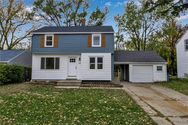 $299,900 | 414 Longmeadow Road, Amherst, NY 14226