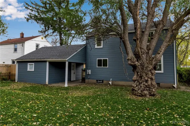 $299,900 | 414 Longmeadow Road, Amherst, NY 14226