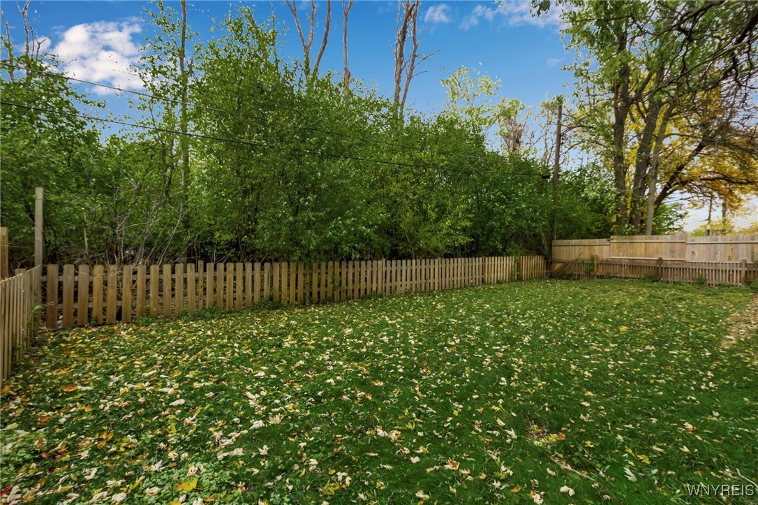 414 Longmeadow Road Amherst, NY 14226 - Photo 21 of 46