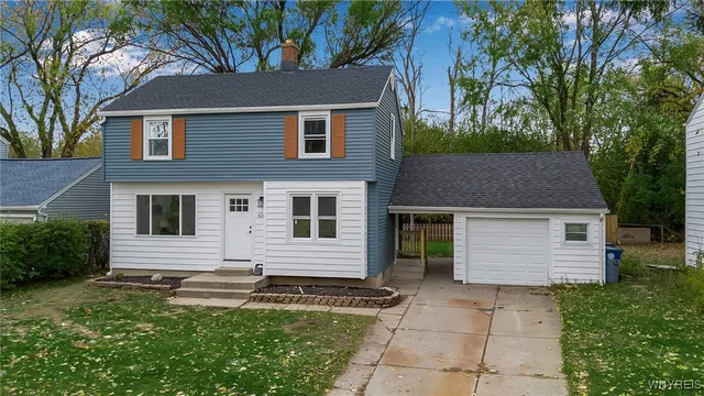 $299,900 | 414 Longmeadow Road, Amherst, NY 14226