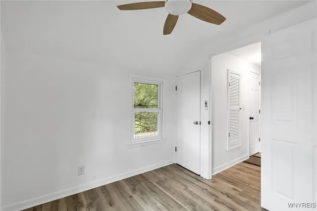 $299,900 | 414 Longmeadow Road, Amherst, NY 14226