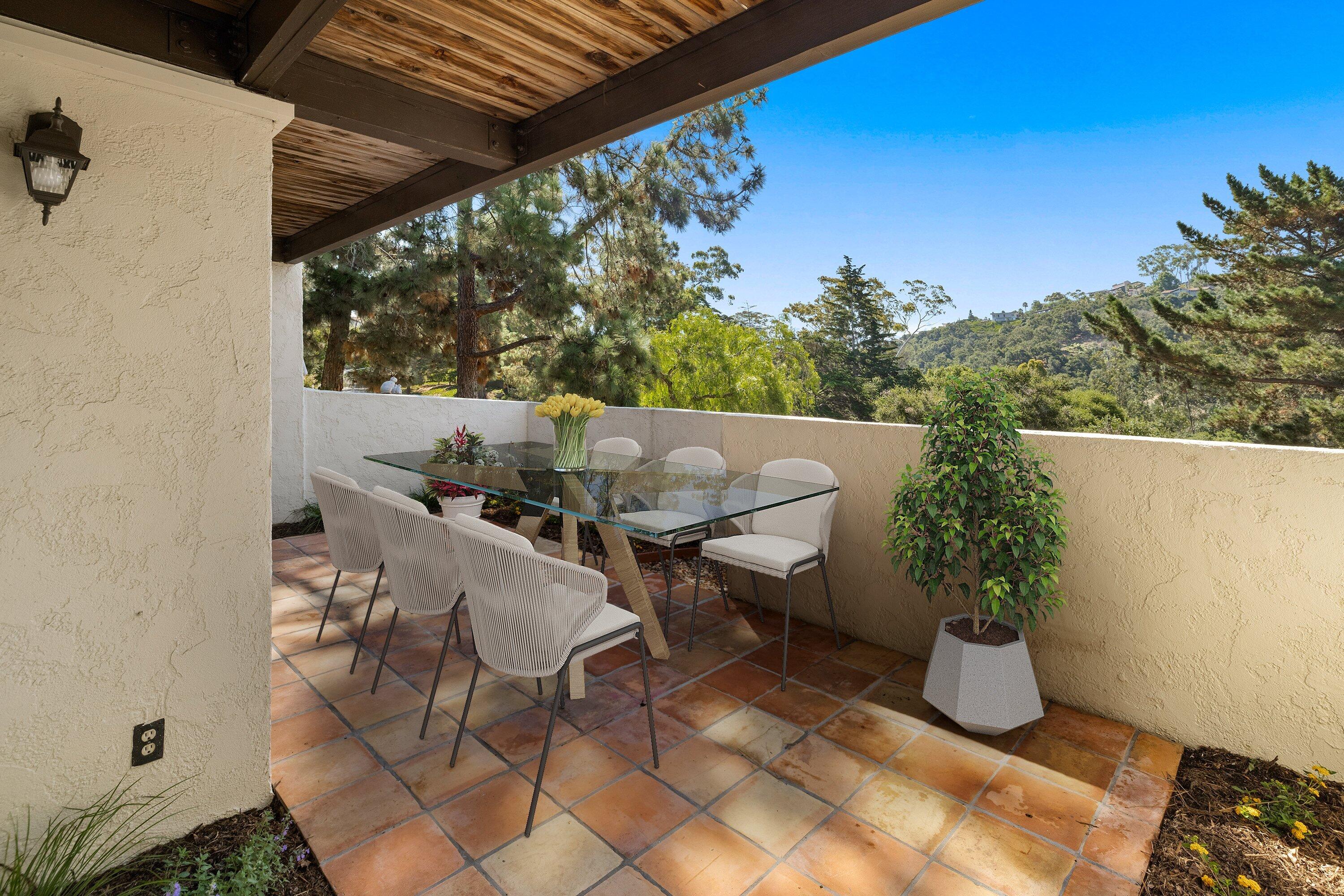 1066 Miramonte Drive, Unit 2 Santa Barbara, CA 93109 - Photo 13 of 18 Virtually Staged - Patio