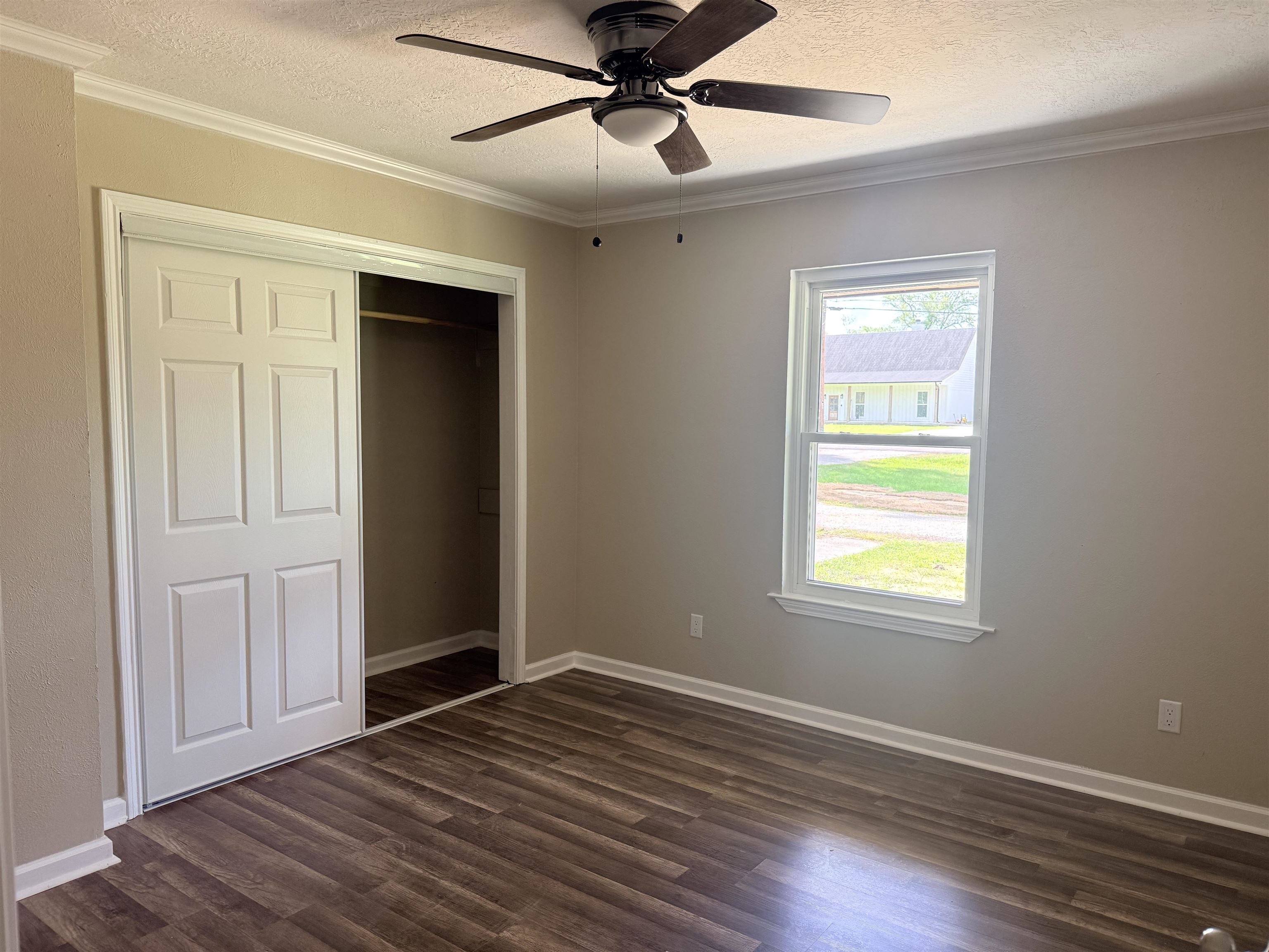 915 Sawmill Road Vidor, TX 77662 - Photo 15 of 20