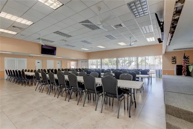 $149,900 | 39820 US Highway 19 North, Unit 222, Tarpon Springs, FL 34689