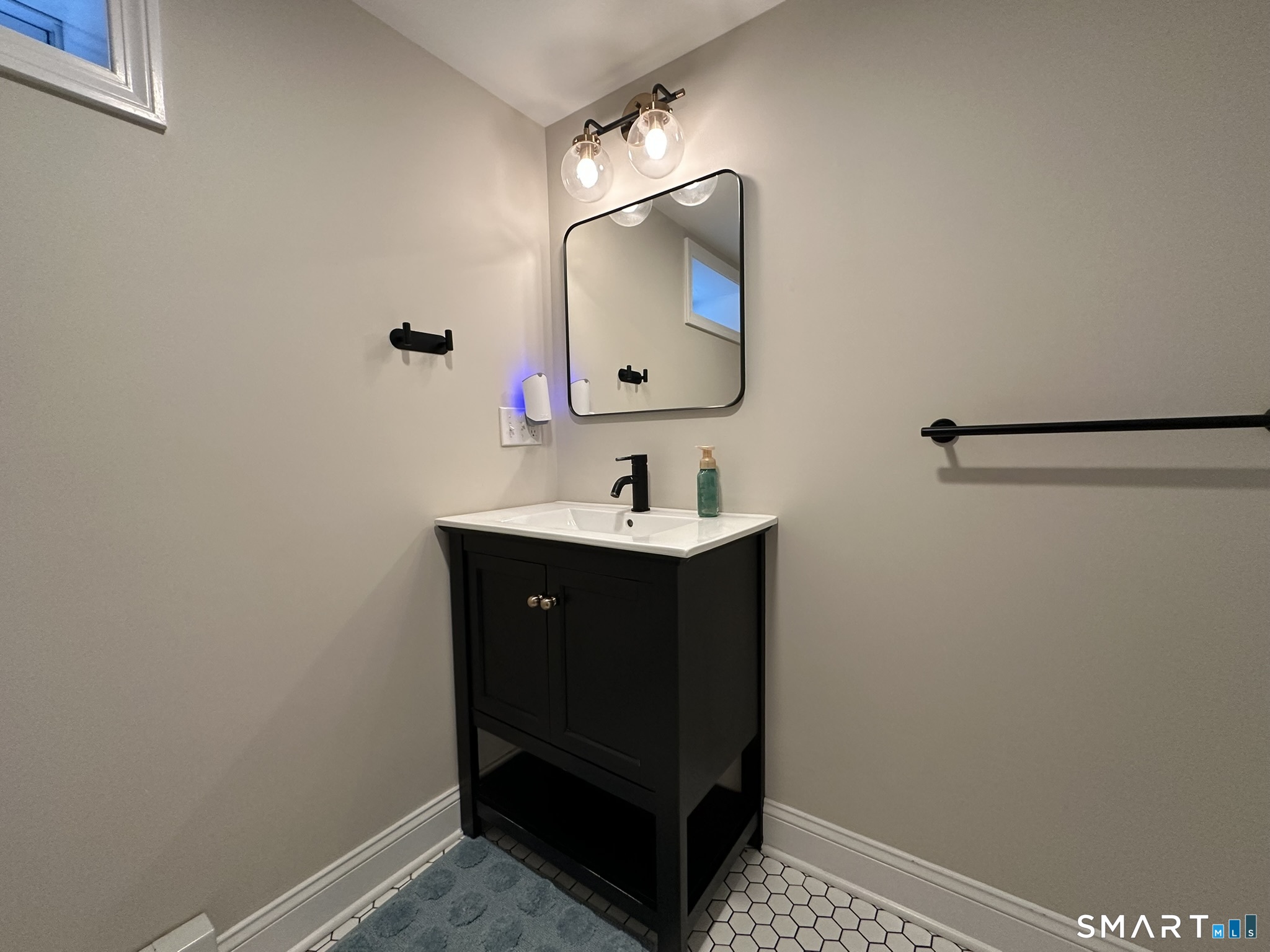 2 Hurd Street Shelton, CT 06484 - Photo 16 of 19