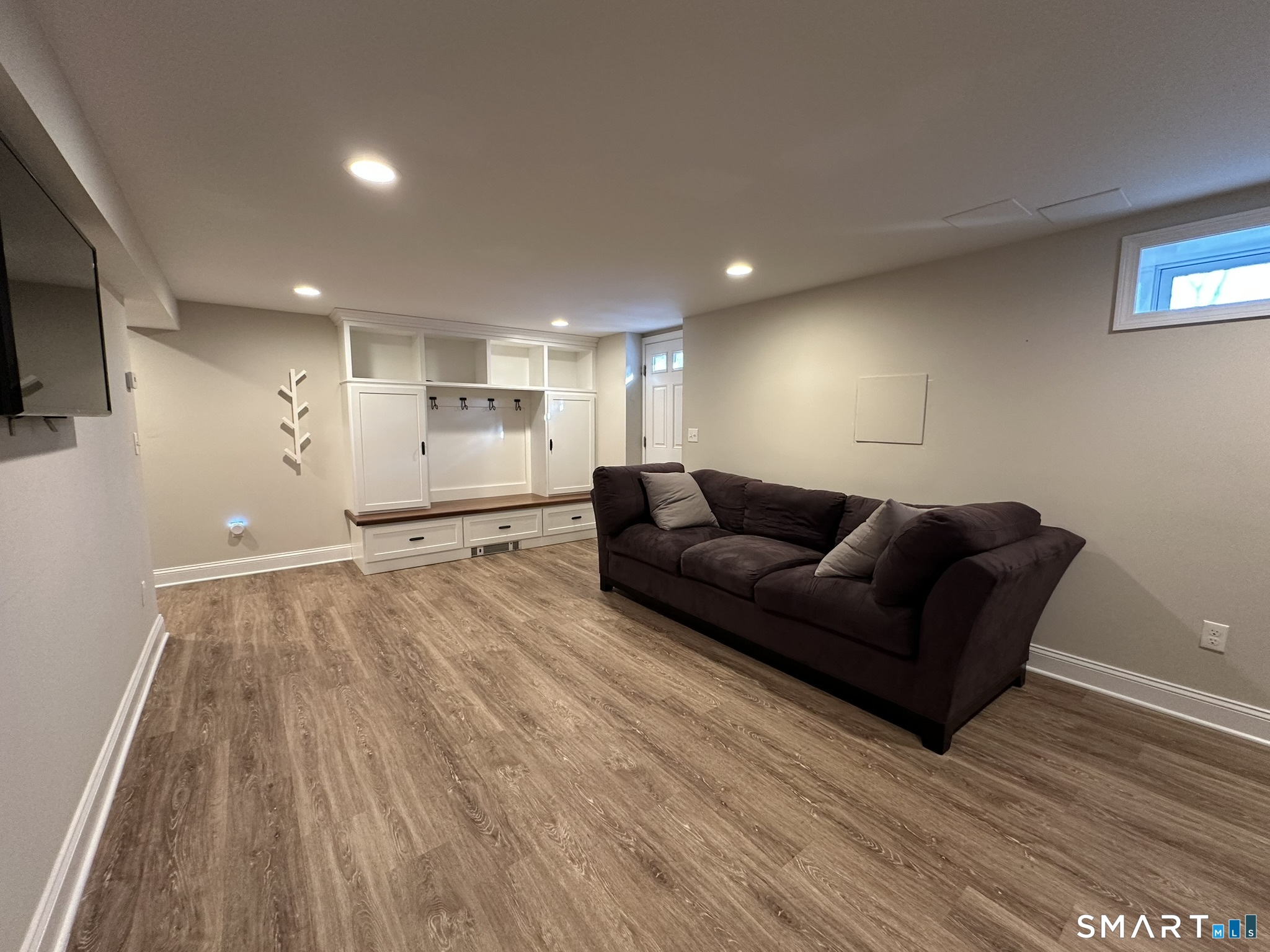 2 Hurd Street Shelton, CT 06484 - Photo 4 of 19