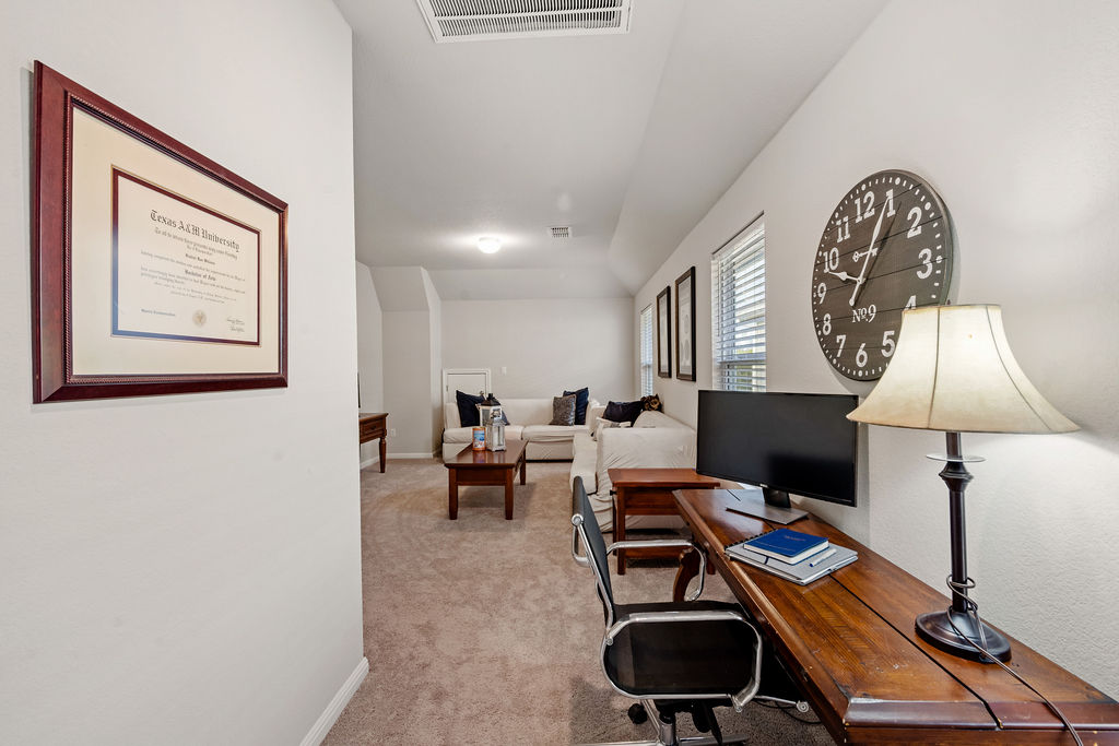 2417 Roosevelt Road Leander, TX 78641 - Photo 25 of 40 Office space featuring light carpet and baseboards
