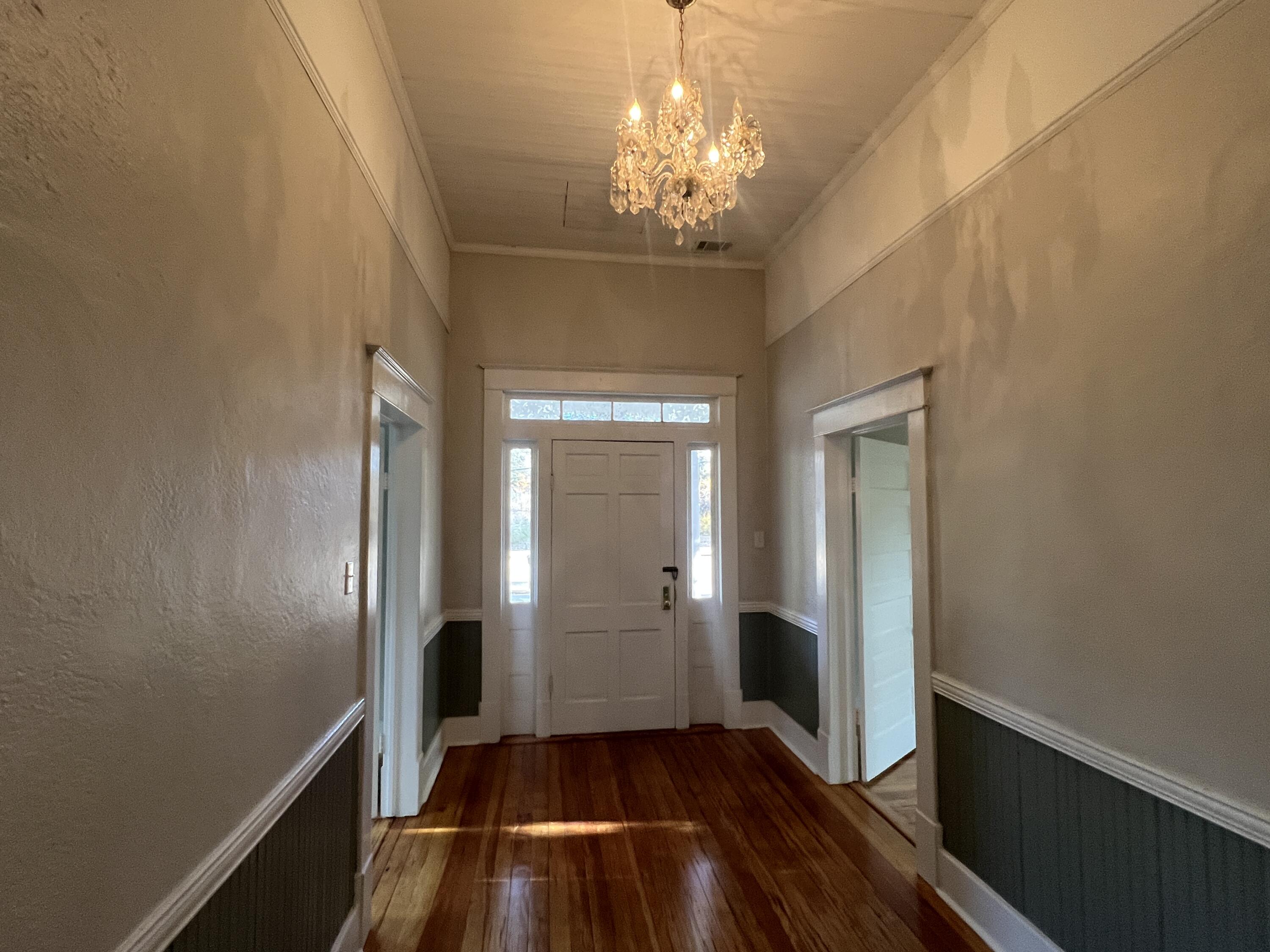 104 Calhoun Street Johnston, SC 29832 - Photo 4 of 11 02