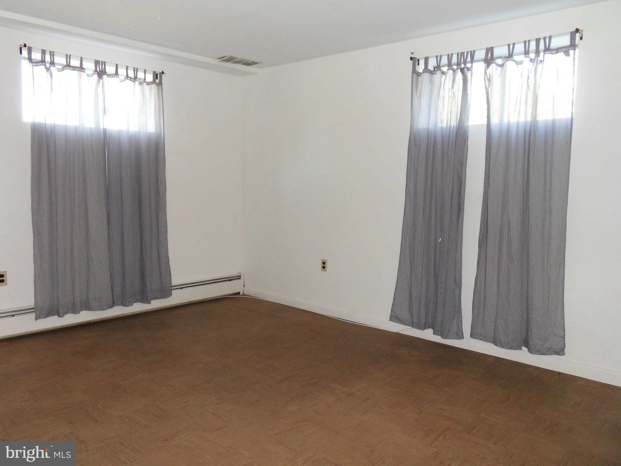 10111 Brandywine Road Clinton, MD 20735 - Photo 19 of 23 Bedroom