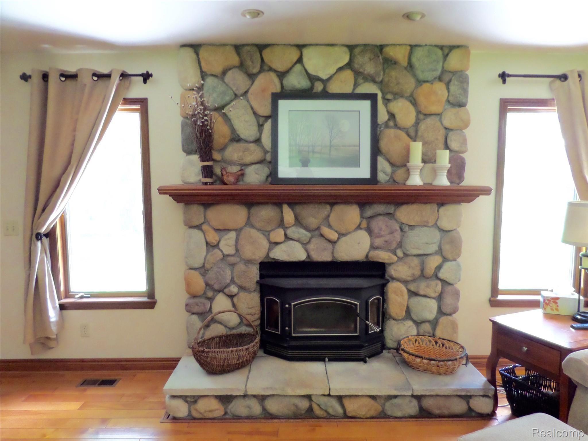 66040 Campground Road Washington, MI 48095 - Photo 12 of 53 SAM_2217.jpg