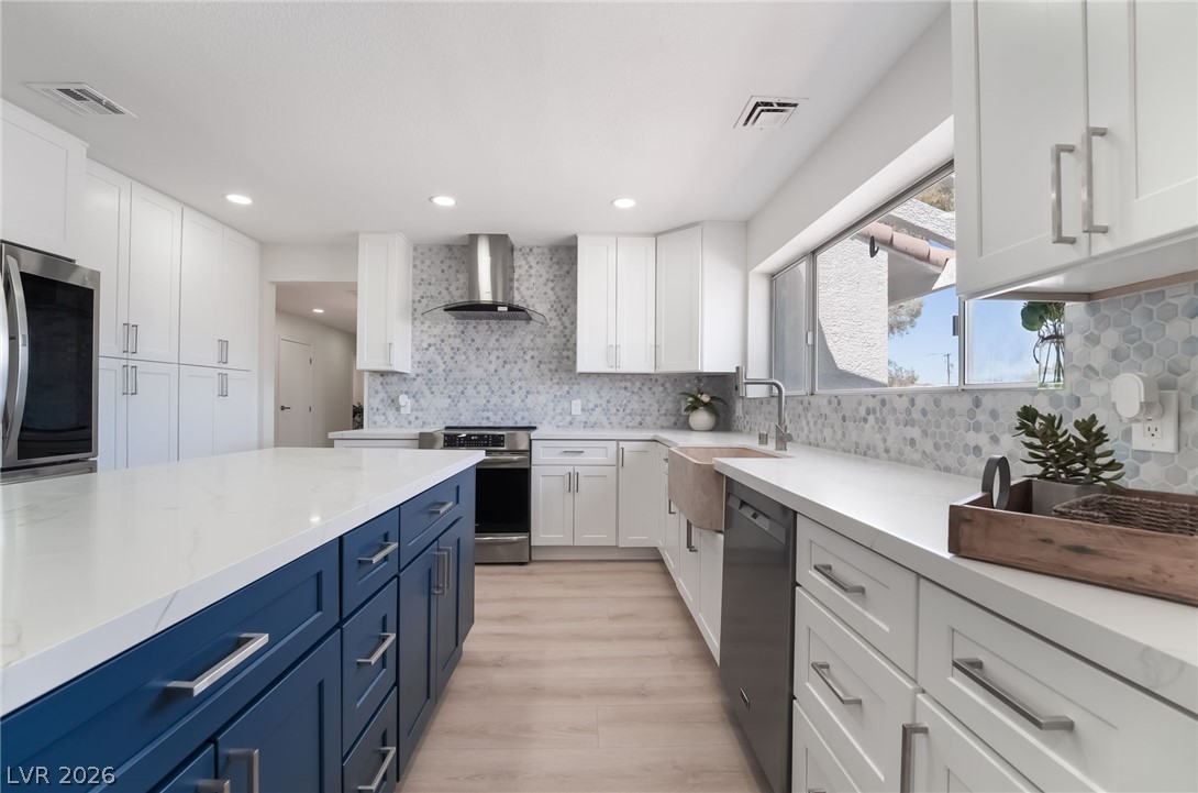 611 East Fairway Road Henderson, NV 89015 - Photo 2 of 55