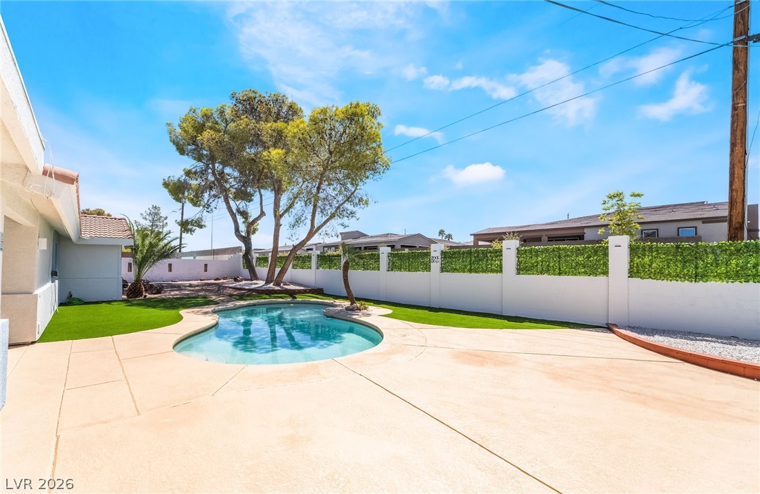 611 East Fairway Road Henderson, NV 89015 - Photo 36 of 55