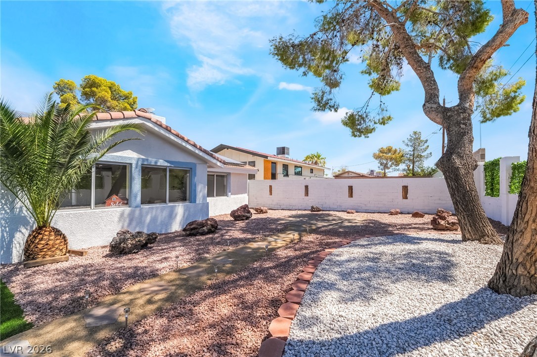 611 East Fairway Road Henderson, NV 89015 - Photo 40 of 55