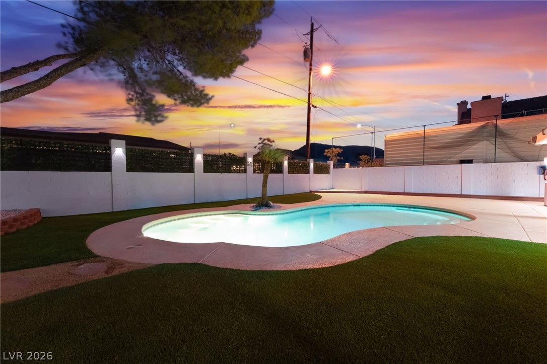 611 East Fairway Road Henderson, NV 89015 - Photo 49 of 55