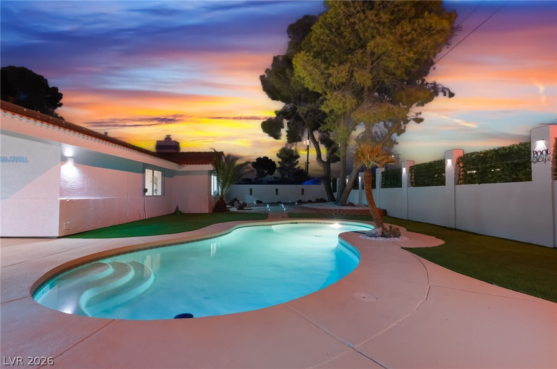 611 East Fairway Road Henderson, NV 89015 - Photo 51 of 55