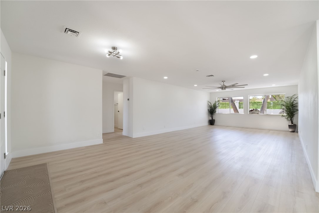 611 East Fairway Road Henderson, NV 89015 - Photo 7 of 55