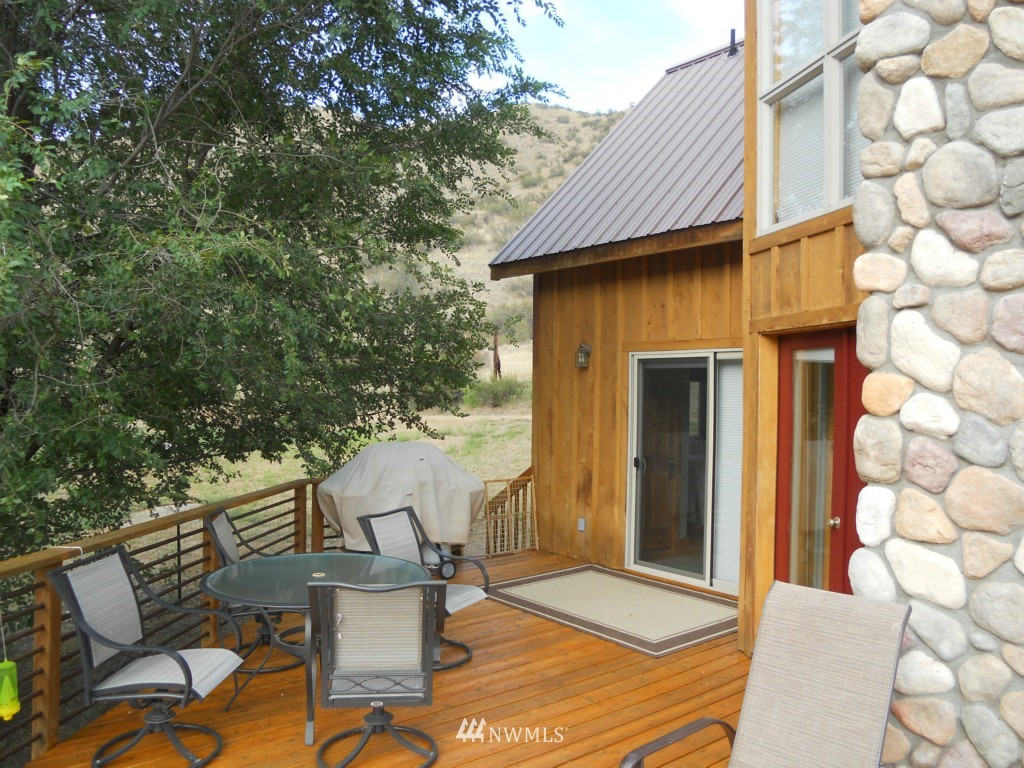 20 Stokes Road Carlton, WA 98814 - Photo 5 of 15 Gallery Image 5