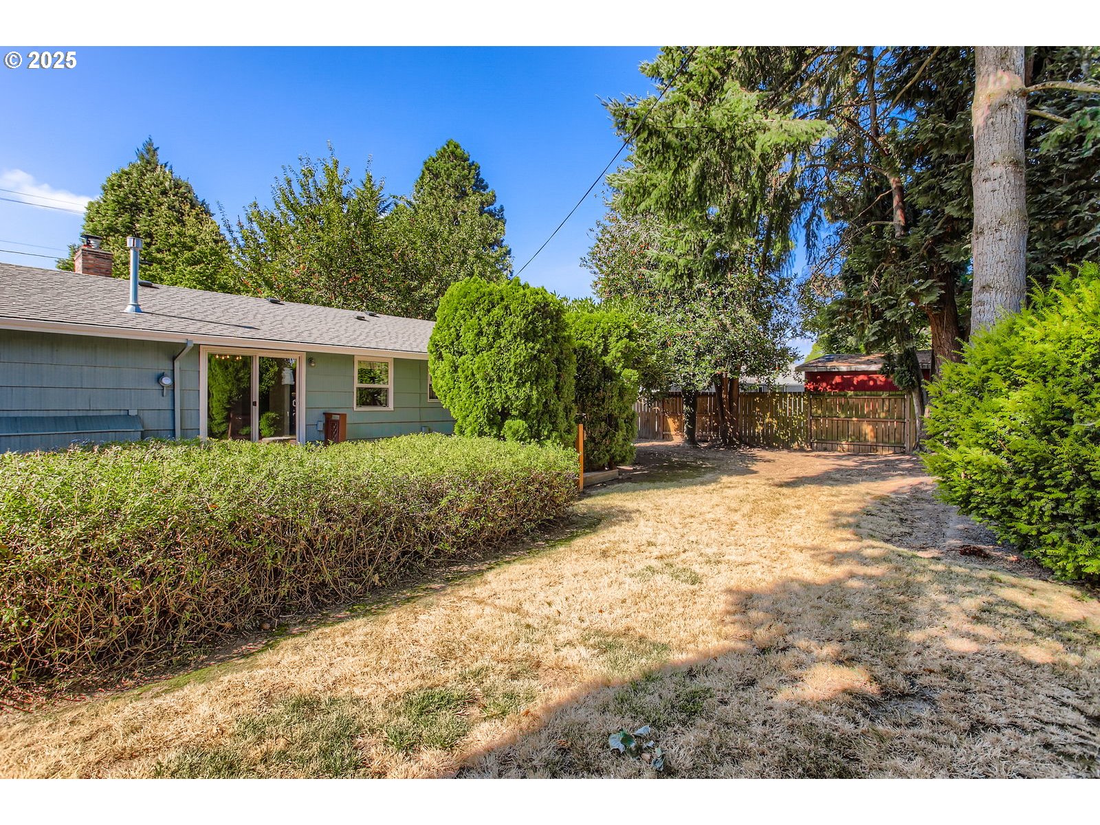 4967 Southeast Logus Road Milwaukie, OR 97222 - Photo 23 of 27 Gallery Image 23