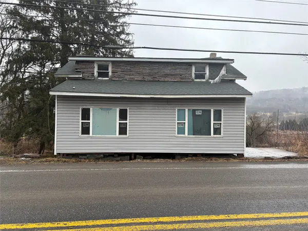 $129,900 | 2474 Highway 26, Endicott, NY 13760
