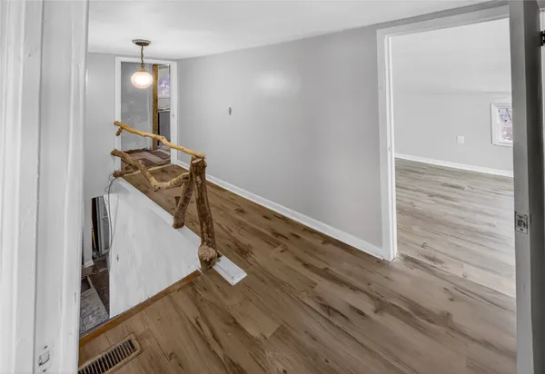 $129,900 | 2474 Highway 26, Endicott, NY 13760