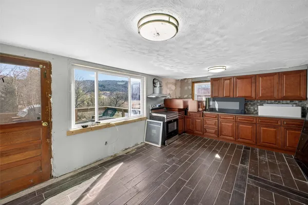 $129,900 | 2474 Highway 26, Endicott, NY 13760