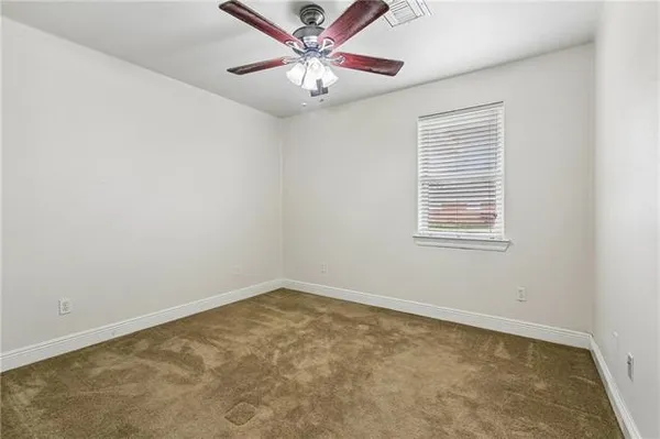 $229,000 | 2220 Ventura Drive, Chalmette, LA 70043