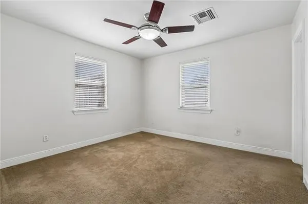 $229,000 | 2220 Ventura Drive, Chalmette, LA 70043