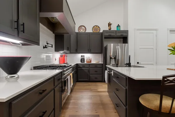 $799,000 | 346 The Oaks Boulevard, Elgin, TX 78621