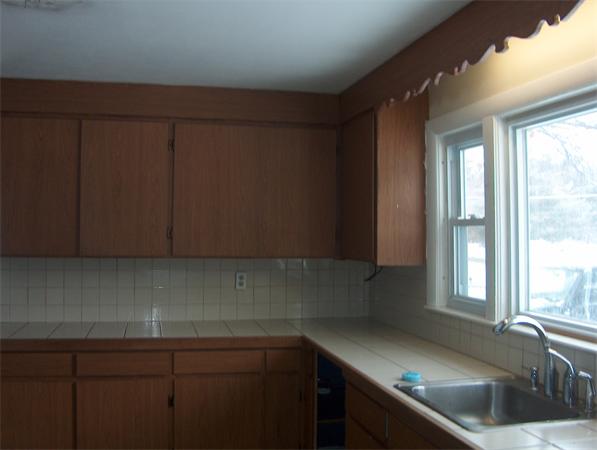 192 Groton Road Chelmsford, MA 01863 - Photo 4 of 8 Gallery Image 4