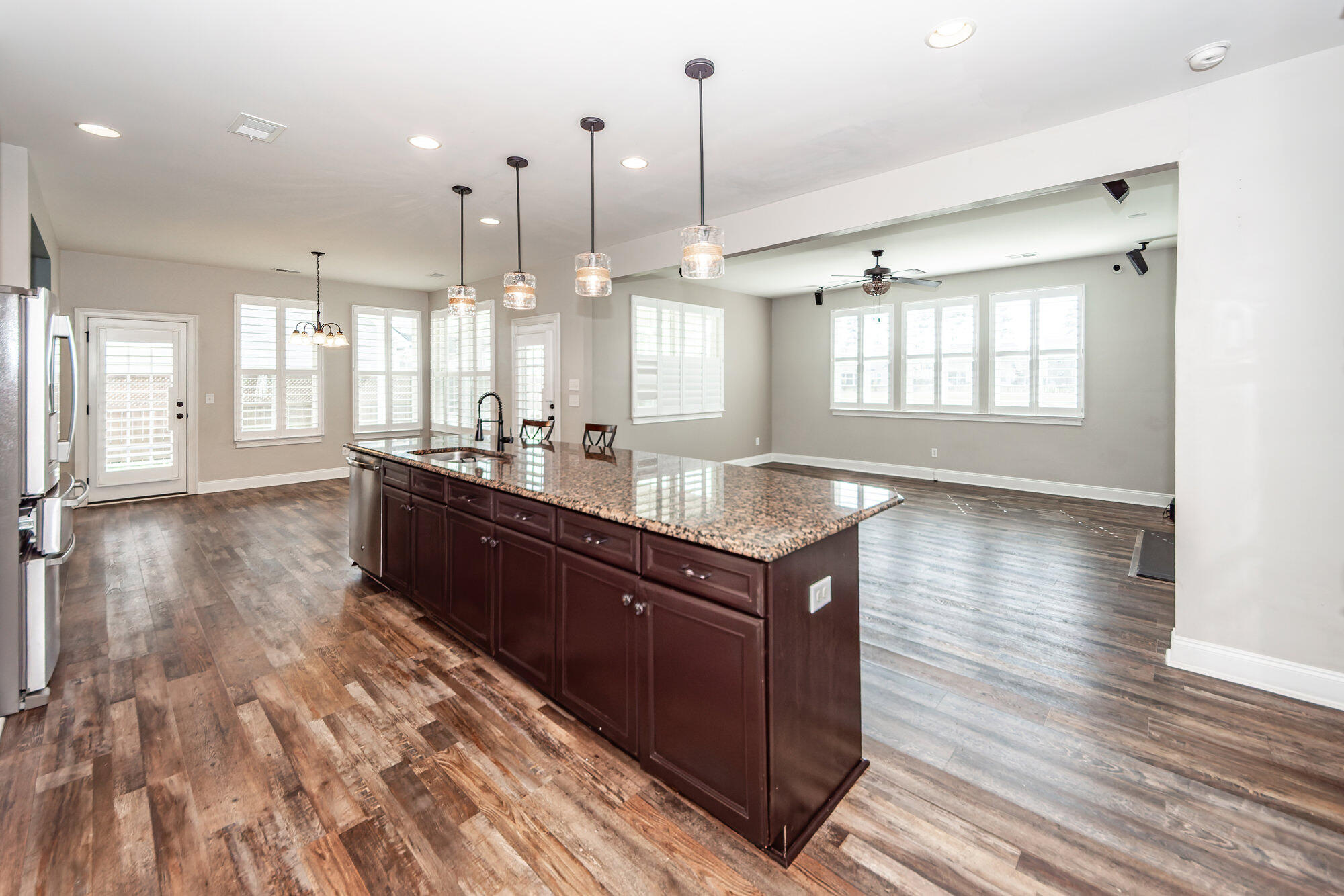 416 Spectrum Road Summerville, SC 29486 - Photo 18 of 57
