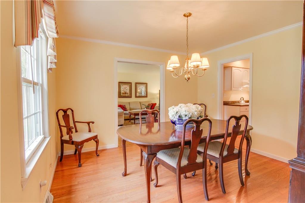 872 Field Club Road Pittsburgh, PA 15238 - Photo 11 of 25 Gallery Image 11