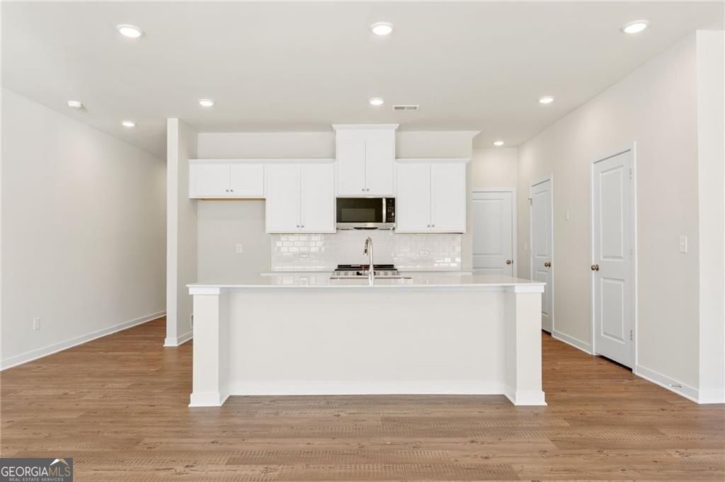 7497 Clover Lane, Unit 125 Flowery Branch, GA 30542 - Photo 8 of 47