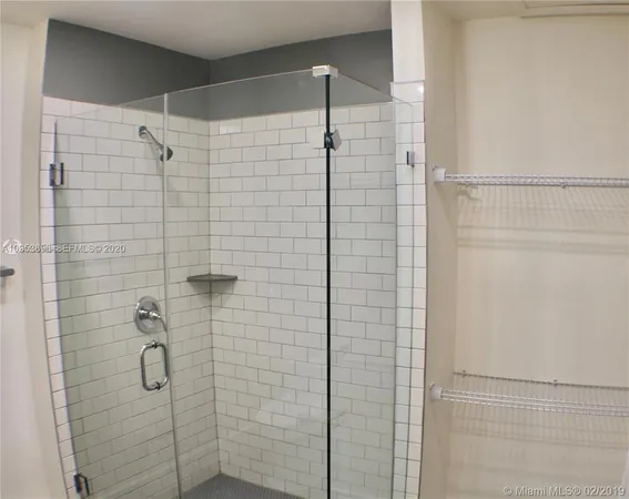 $2,200 | 719 Southwest 7th Street, Unit 2, Hallandale Beach, FL 33009