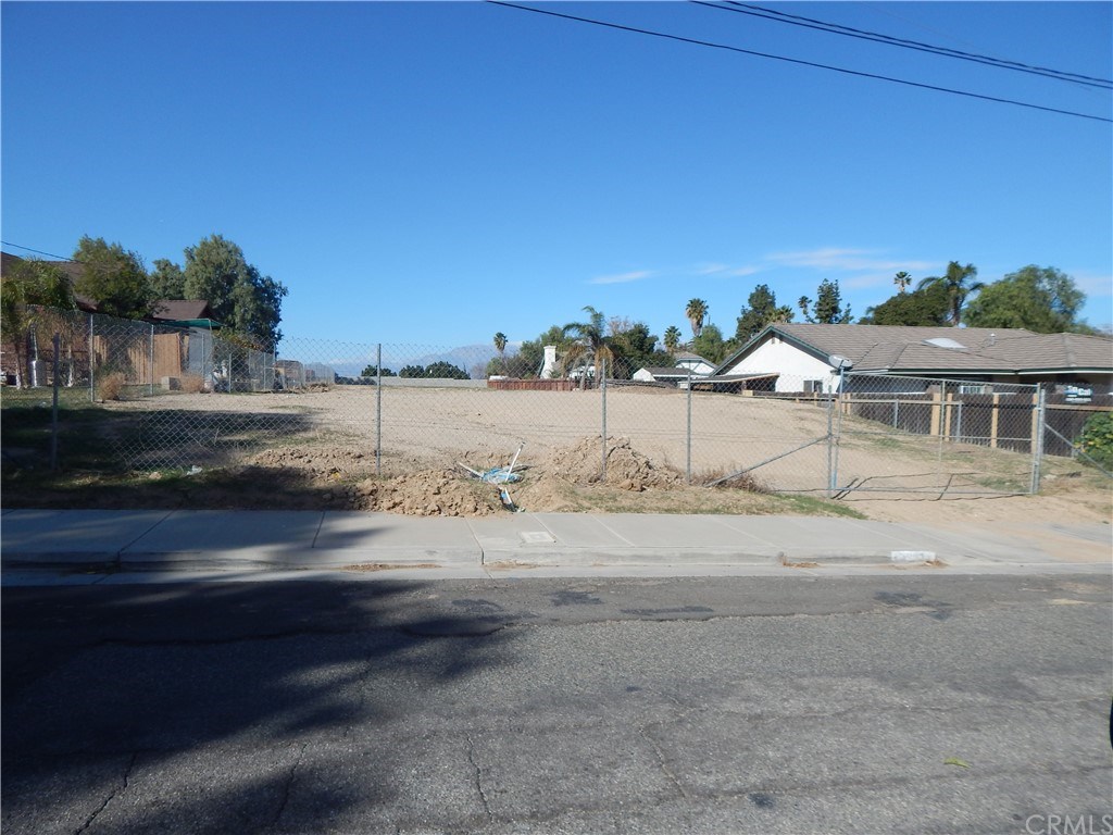 9321 Duncan Avenue Riverside, CA 92503 - Photo 1 of 1