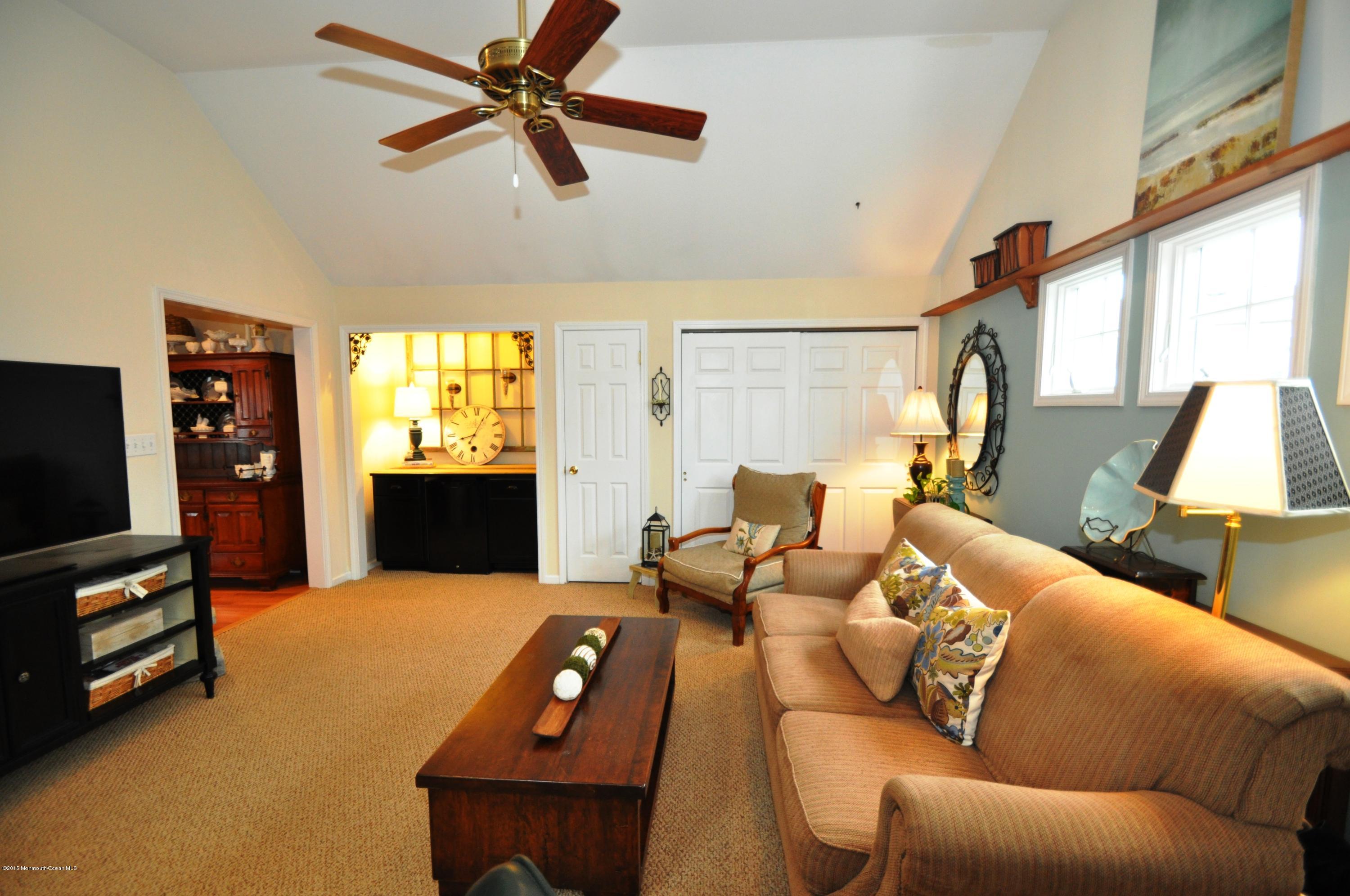302 Sudbury Road Point Pleasant, NJ 08742 - Photo 7 of 18 Family Room