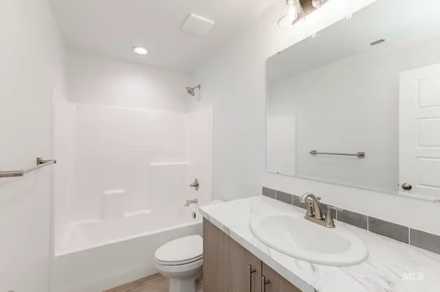 $464,990 | 5200 South Big Jacks Crk Avenue, Nampa, ID 83686