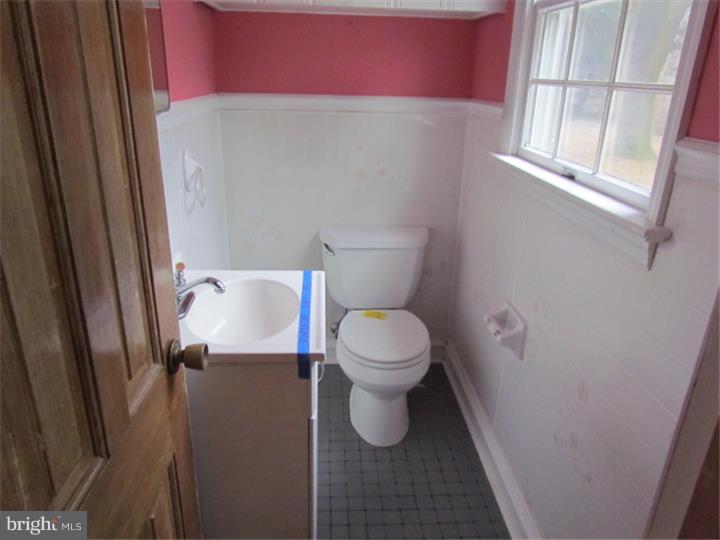 407 Georgetown Road Glassboro, NJ 08028 - Photo 7 of 11