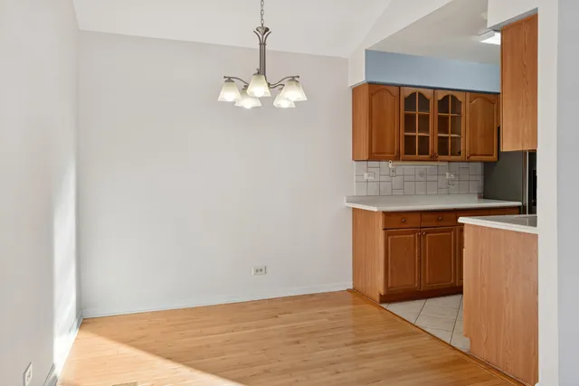 $305,000 | 2764 Weeping Willow Drive, Unit A, Lisle, IL 60532