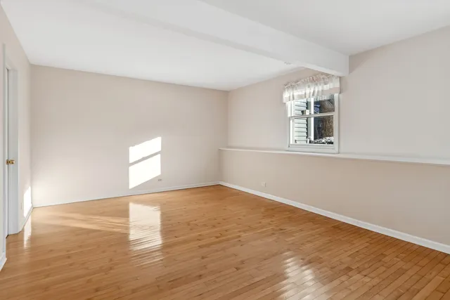 $305,000 | 2764 Weeping Willow Drive, Unit A, Lisle, IL 60532