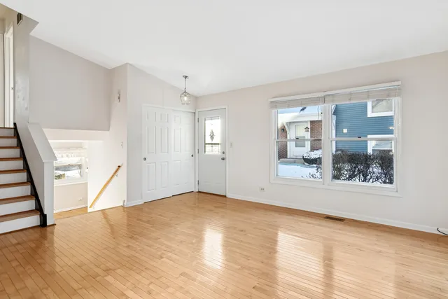 $305,000 | 2764 Weeping Willow Drive, Unit A, Lisle, IL 60532