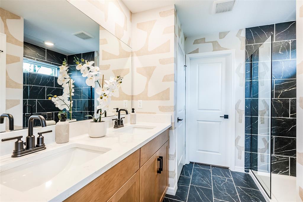 671 Clark Street Oviedo, FL 32765 - Photo 13 of 17