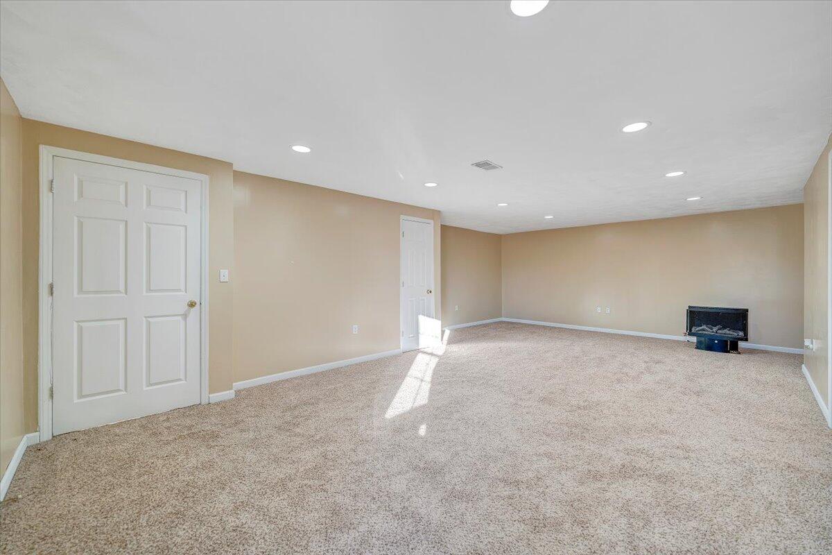 4902 Old Mountain Road Northeast Roanoke, VA 24019 - Photo 23 of 42 a view of empty room