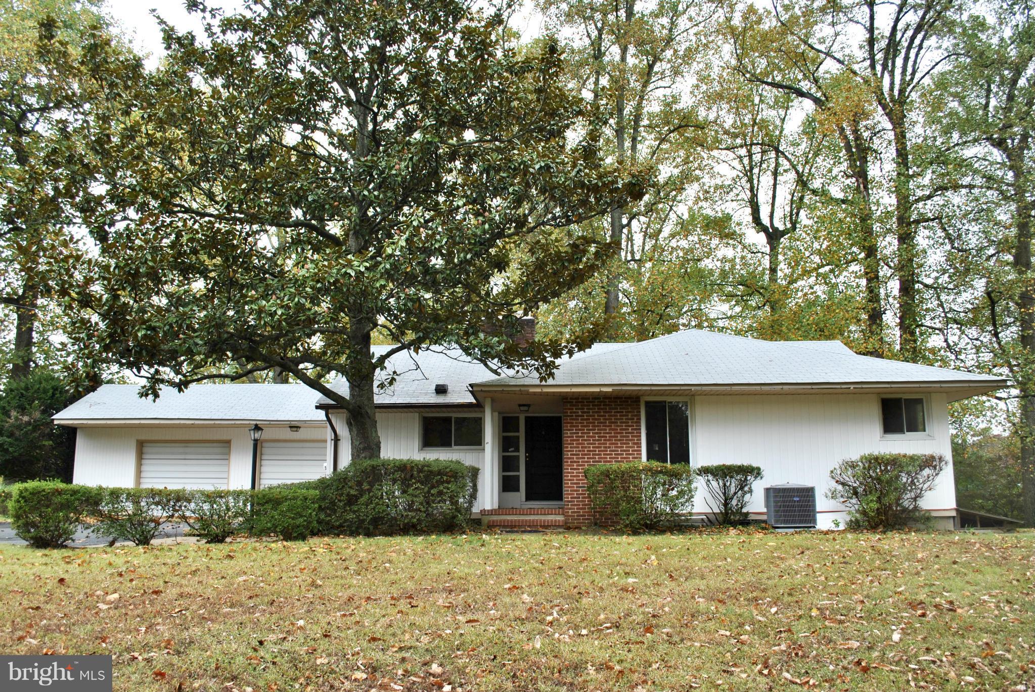 250 Rugby Road Arnold, MD 21012 - Photo 1 of 5 Exterior (Front)